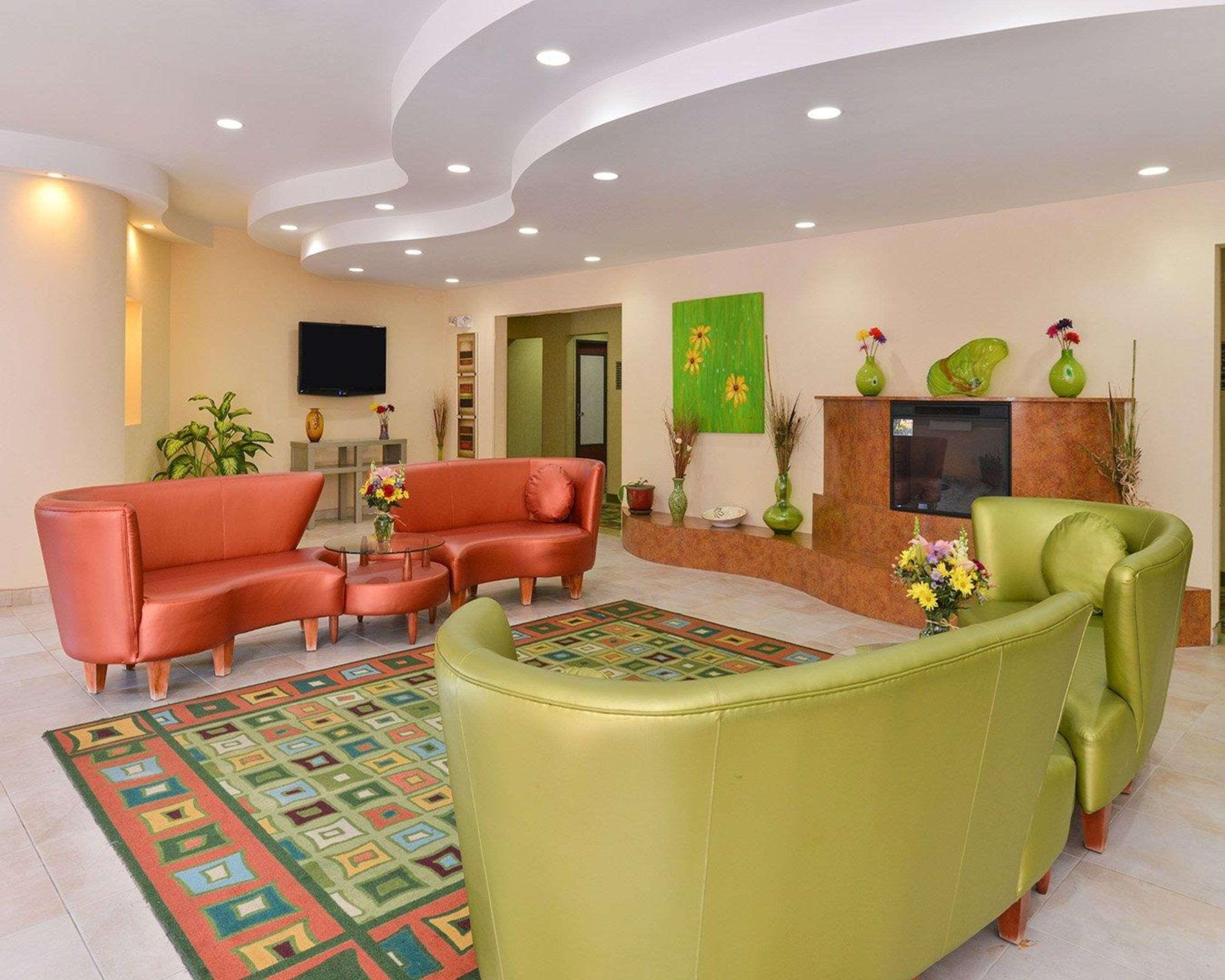 Quality Suites Stratford Eksteriør bilde
