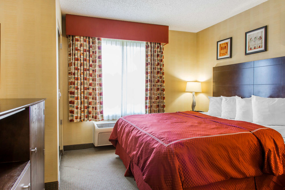 Quality Suites Stratford Eksteriør bilde