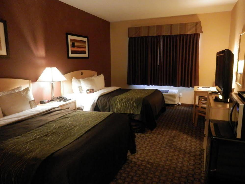 Quality Suites Stratford Eksteriør bilde